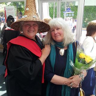 Julie & Helene